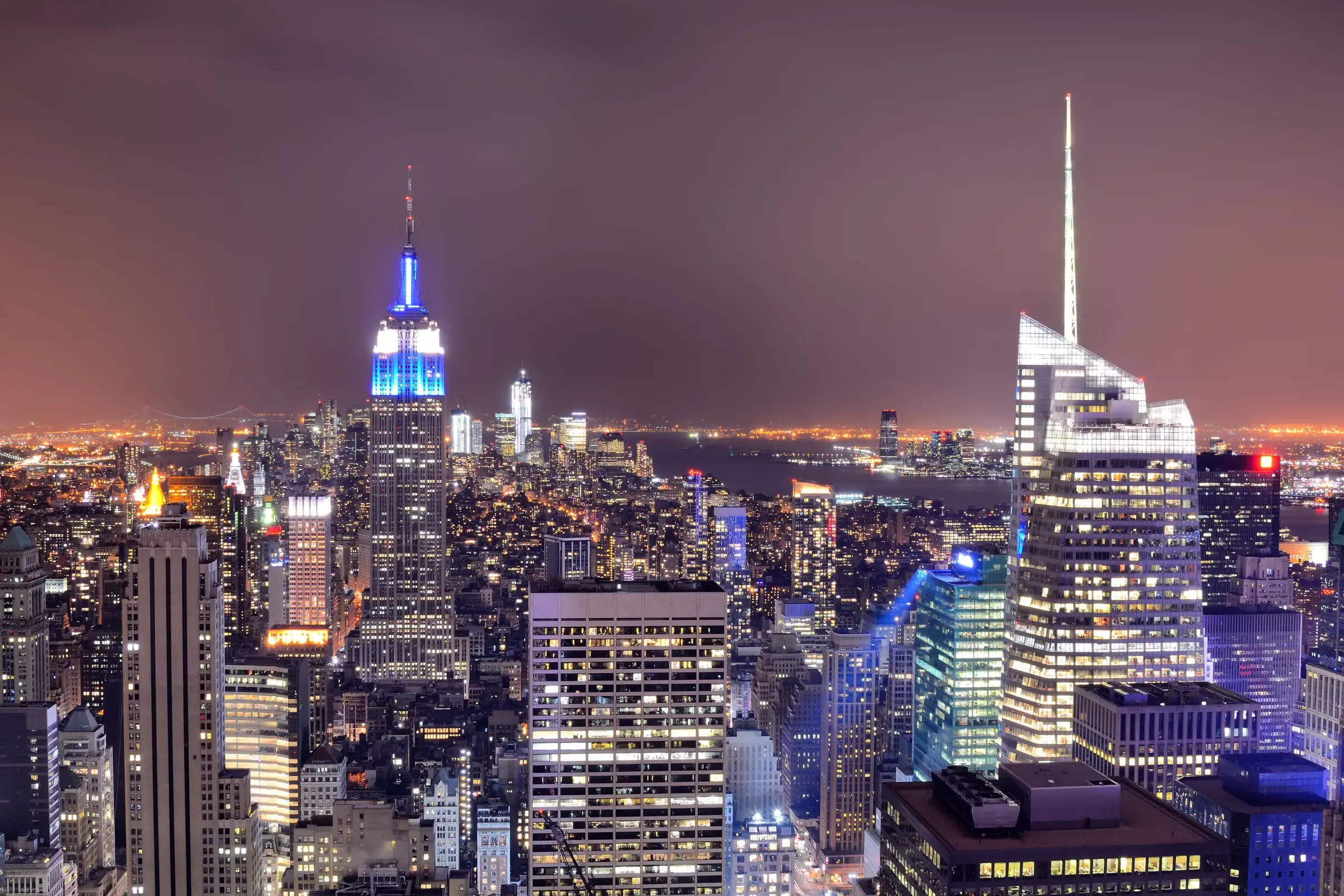 Midtown Manhattan and the Empire State Building at night